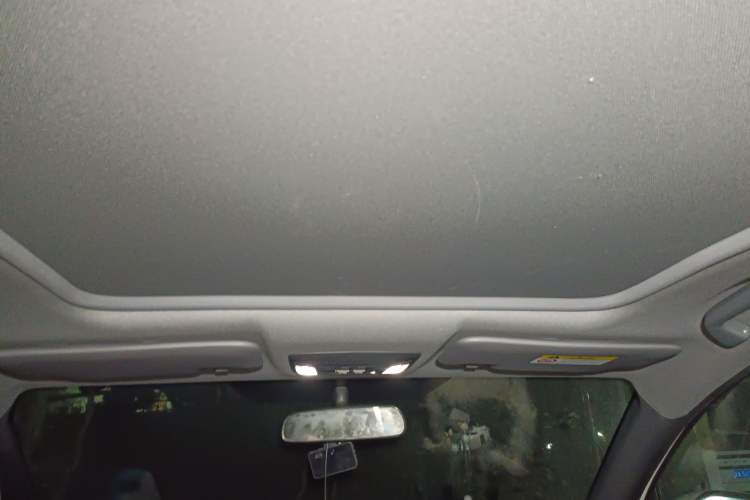 Used Honda XR-V 2021 1.5L CVT Comfort Version Headliner
