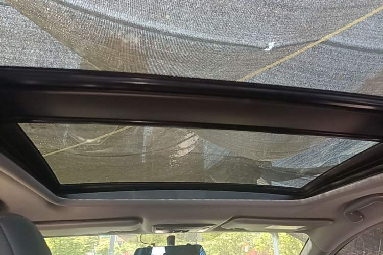 Used Honda XR-V 2021 1.5L CVT Comfort Version Headliner
