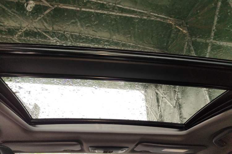 Used Honda XR-V 2021 1.5L CVT Comfort Version Headliner