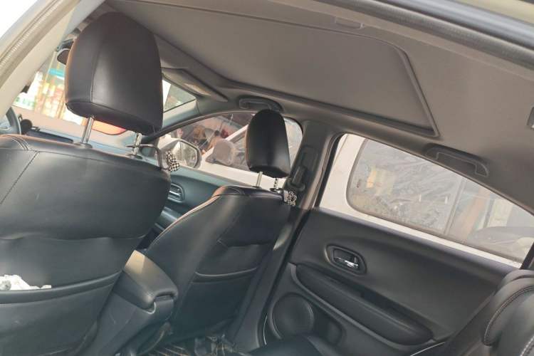 Used Honda XR-V 2021 1.5L CVT Comfort Version Headliner