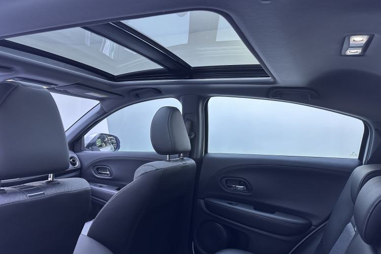 Used Honda XR-V 2021 220TURBO CVT Luxury Edition Headliner