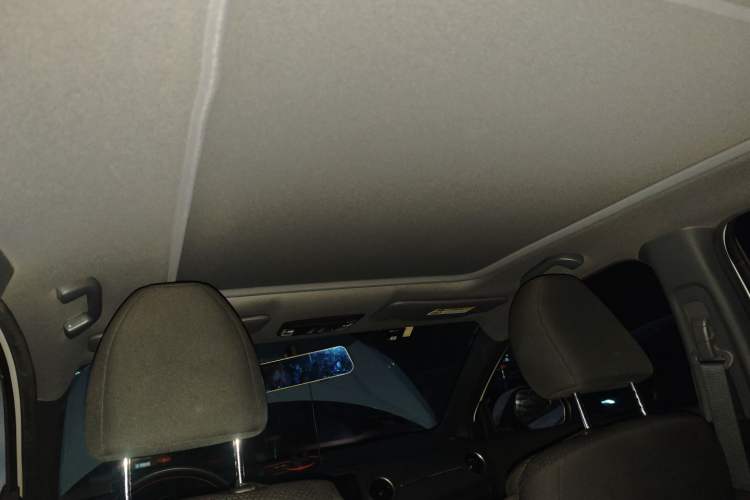 Used Honda XR-V 2021 220TURBO CVT Comfort Version Headliner