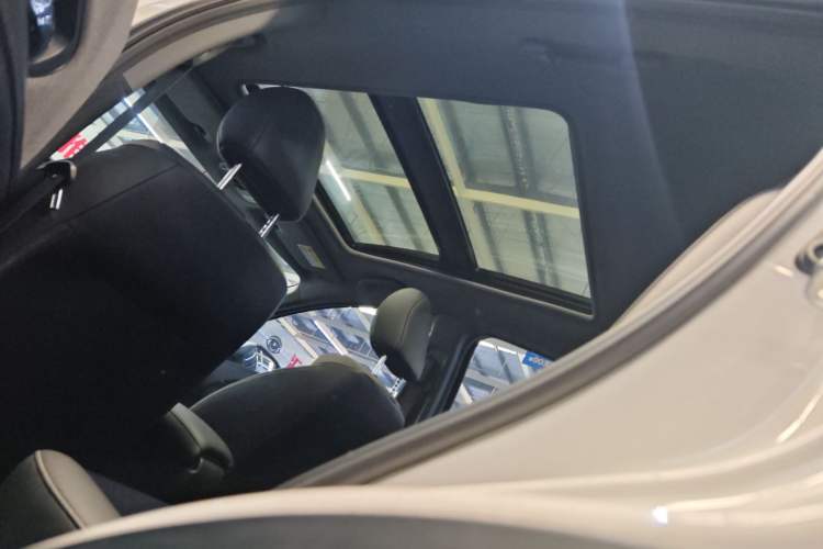 Used Honda XR-V 2021 1.5L CVT Comfort Version Headliner