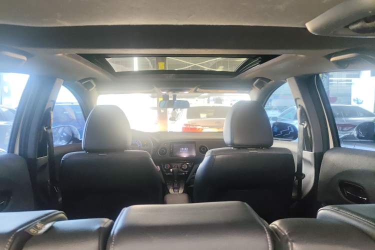 Used Honda XR-V 2021 1.5L CVT Comfort Version Headliner