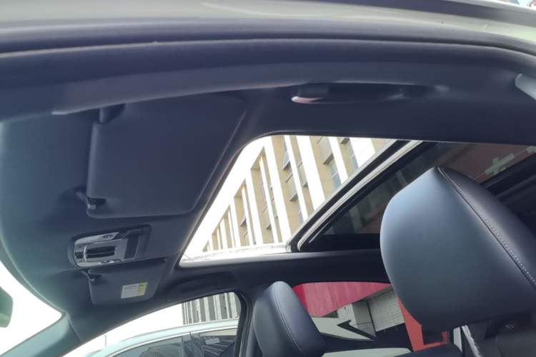 Used Honda XR-V 2021 1.5L CVT Comfort Version Headliner