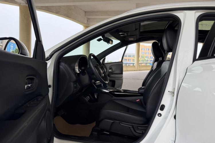 Used Honda XR-V 2021 1.5L CVT Comfort Version Interior 1