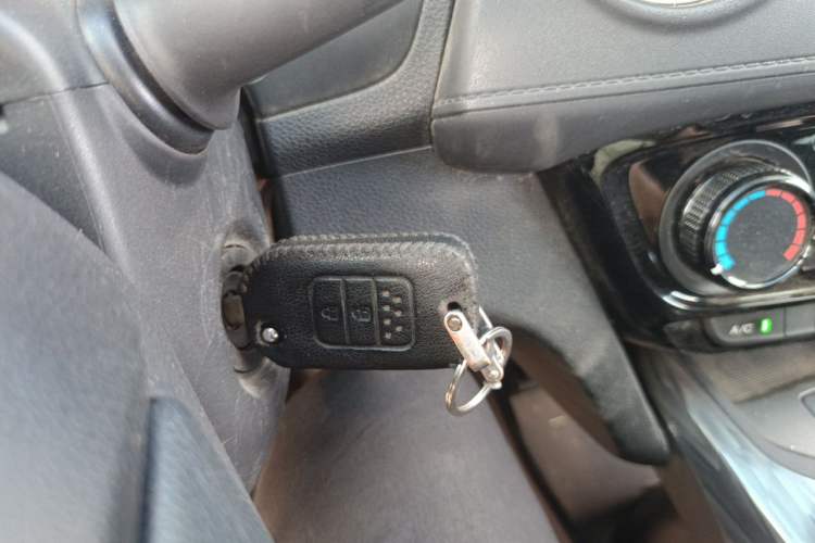 Used Honda XR-V 2021 1.5L CVT Classic Edition Interior 1
