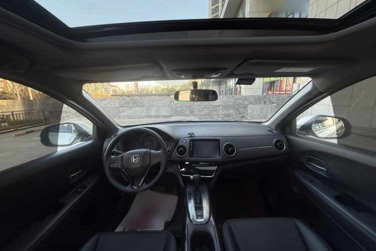 Used Honda XR-V 2021 220TURBO CVT Comfort Version Interior 1