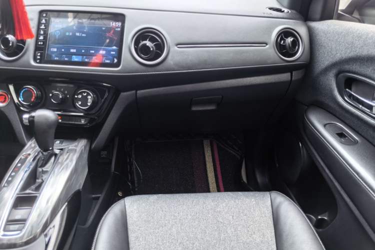 Used Honda XR-V 2021 1.5L CVT Comfort Version Interior 10