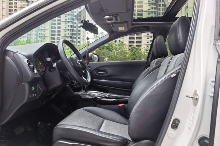 Used Honda XR-V 2021 1.5L CVT Comfort Version Interior 11