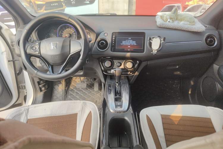 Used Honda XR-V 2021 1.5L CVT Classic Edition Interior 2