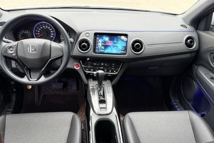 Used Honda XR-V 2021 220TURBO CVT Luxury Edition Interior 2