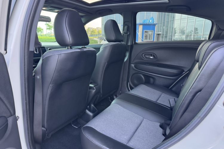 Used Honda XR-V 2021 220TURBO CVT Luxury Edition Interior 2