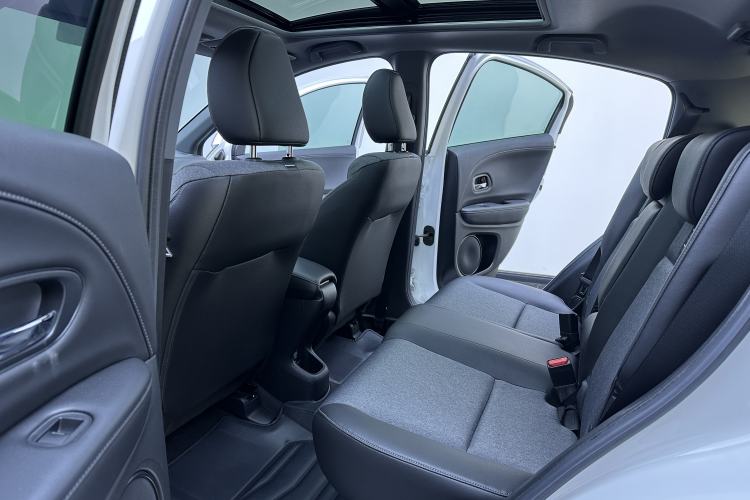 Used Honda XR-V 2021 220TURBO CVT Luxury Edition Interior 2