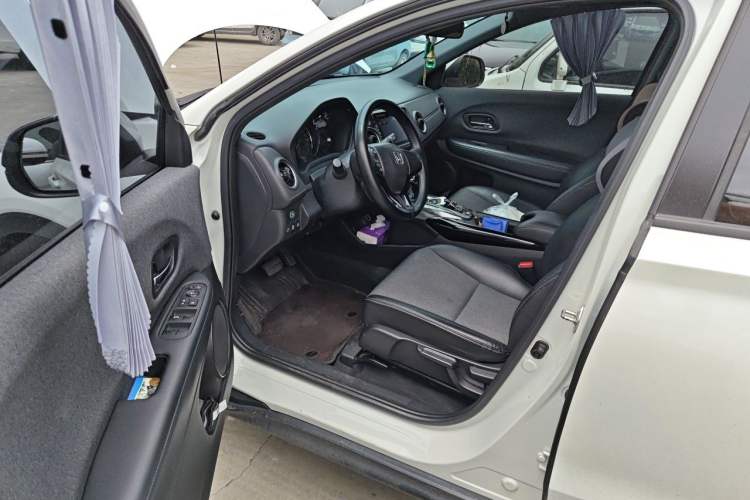 Used Honda XR-V 2021 1.5L CVT Comfort Version Interior 3