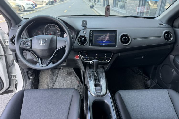 Used Honda XR-V 2021 220TURBO CVT Luxury Edition Interior 3