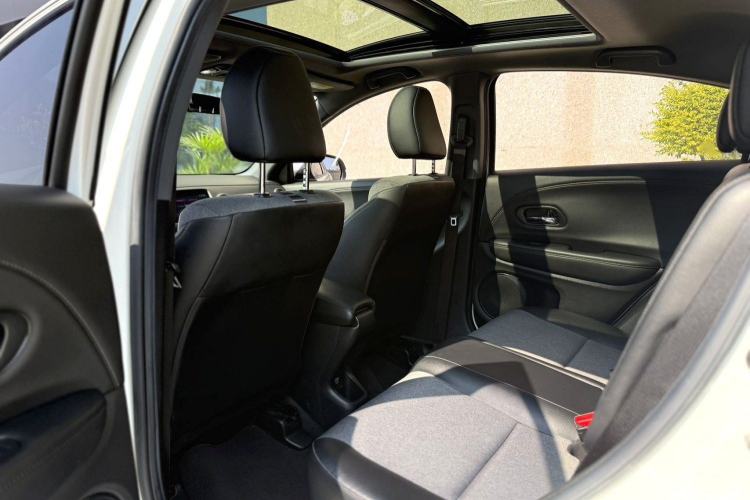 Used Honda XR-V 2021 220TURBO CVT Luxury Edition Interior 3