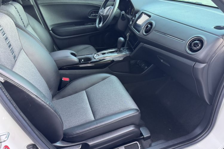Used Honda XR-V 2021 220TURBO CVT Luxury Edition Interior 3