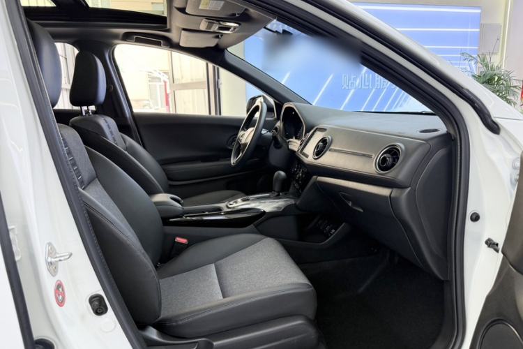 Used Honda XR-V 2021 1.5L CVT Comfort Version Interior 4