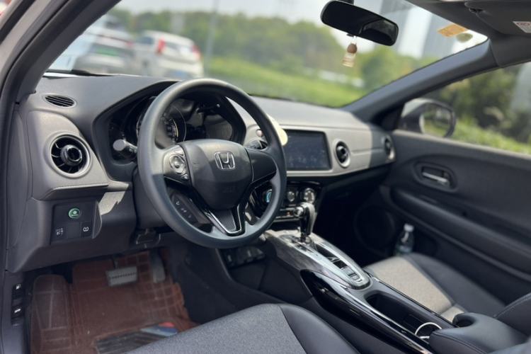 Used Honda XR-V 2021 1.5L CVT Comfort Version Interior 4