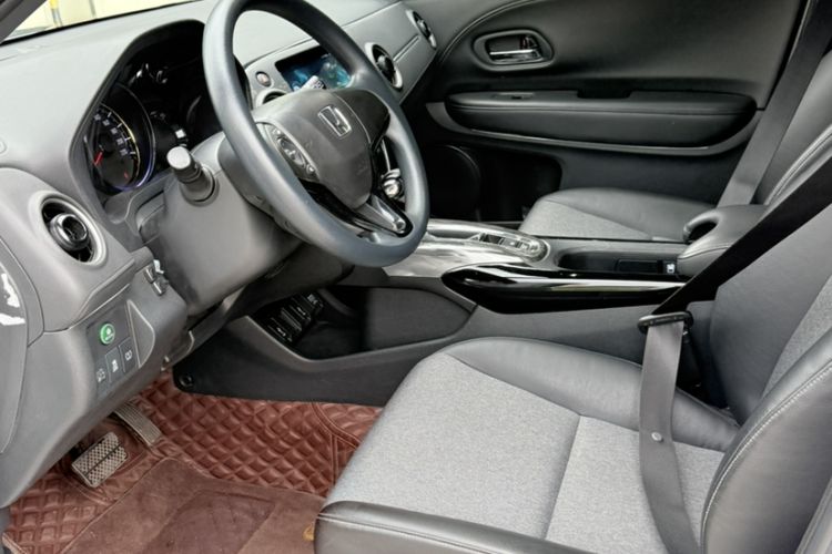 Used Honda XR-V 2021 220TURBO CVT Luxury Edition Interior 4