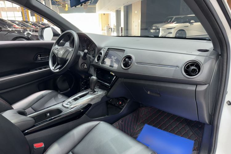 Used Honda XR-V 2021 220TURBO CVT Comfort Version Interior 5