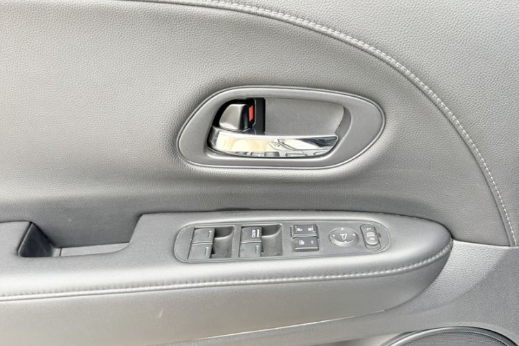 Used Honda XR-V 2021 220TURBO CVT Luxury Edition Interior 7