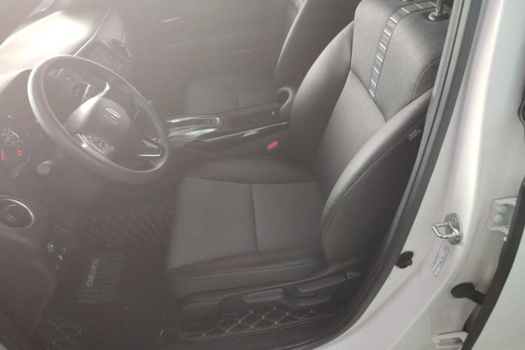 Used Honda XR-V 2021 220TURBO CVT Luxury Edition Left Front Seat