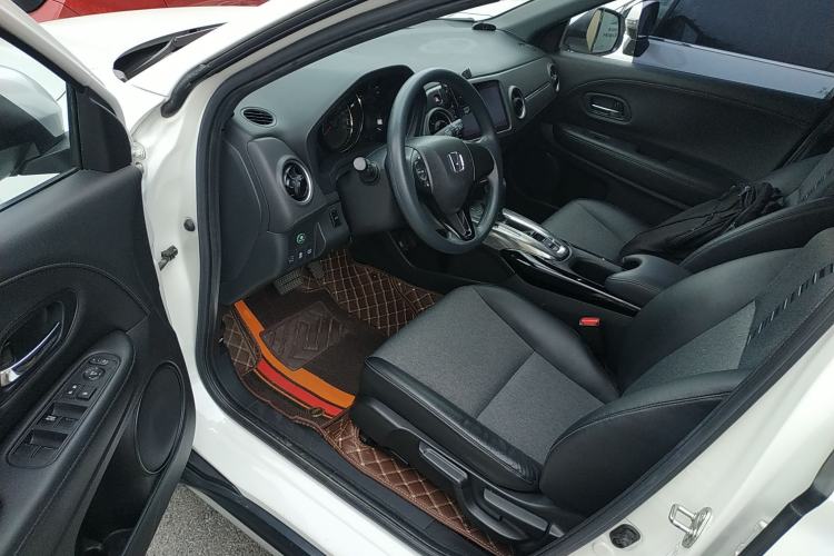 Used Honda XR-V 2021 220TURBO CVT Luxury Edition Left Front Seat