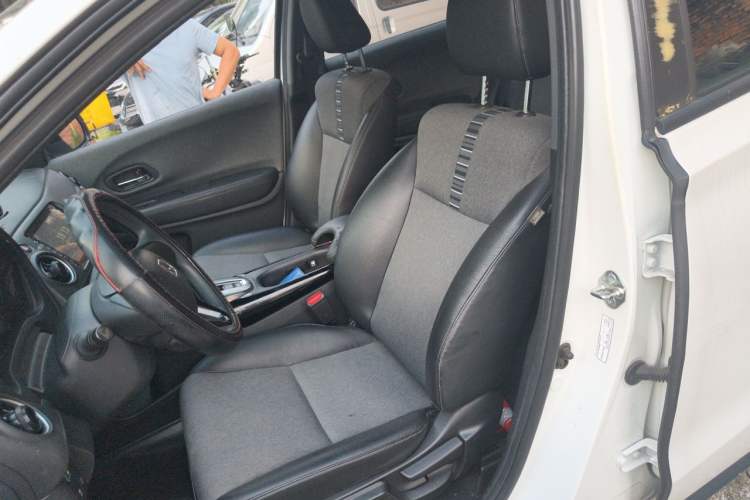 Used Honda XR-V 2021 1.5L CVT Comfort Version Left Front Seat