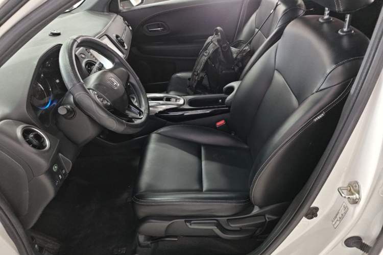 Used Honda XR-V 2021 220TURBO CVT Comfort Version Left Front Seat