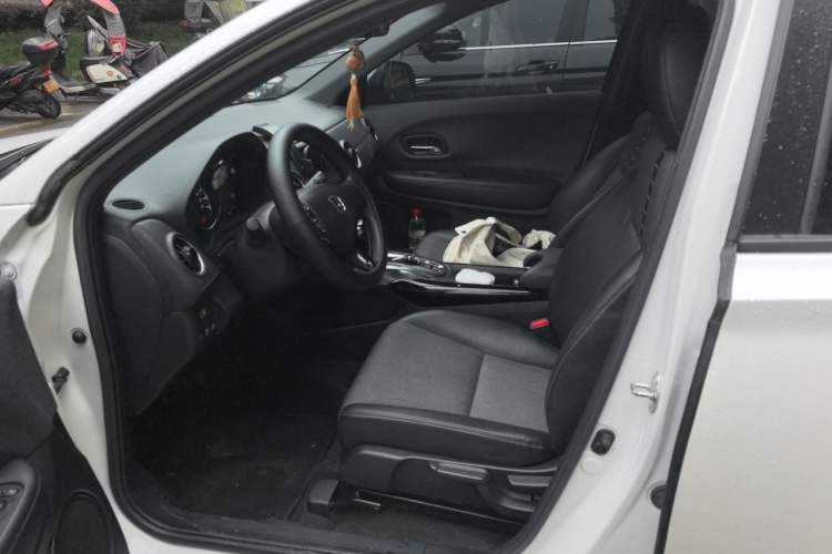 Used Honda XR-V 2021 1.5L CVT Comfort Version Left Front Seat