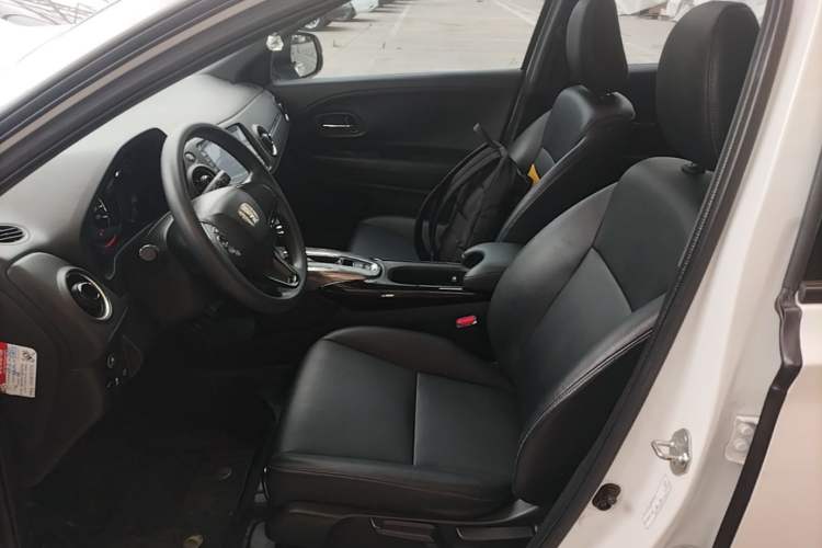 Used Honda XR-V 2021 220TURBO CVT Luxury Edition Left Front Seat