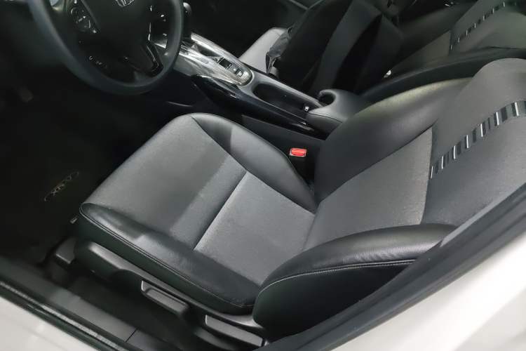 Used Honda XR-V 2021 1.5L CVT Comfort Version Left Front Seat