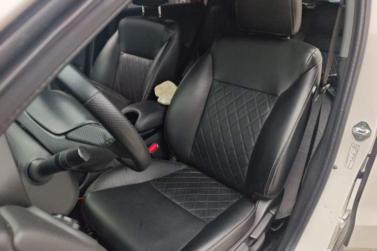 Used Honda XR-V 2021 220TURBO CVT Comfort Version Left Front Seat