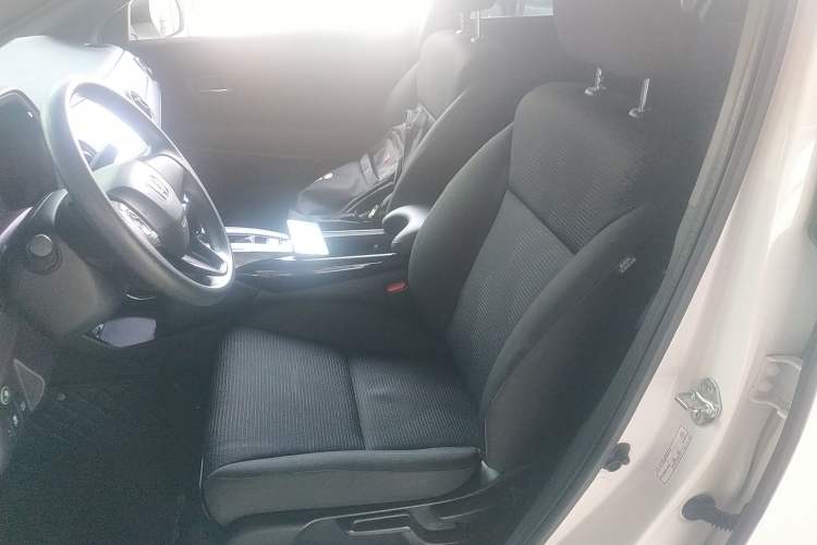 Used Honda XR-V 2021 1.5L CVT Classic Edition Left Front Seat