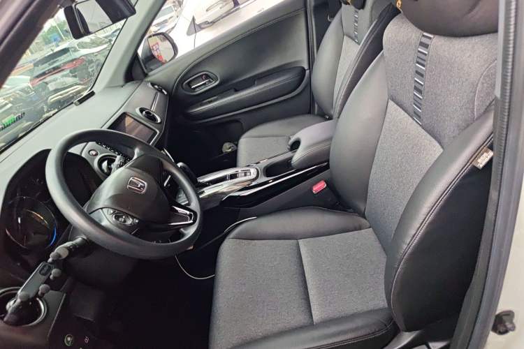 Used Honda XR-V 2021 220TURBO CVT Luxury Edition Left Front Seat