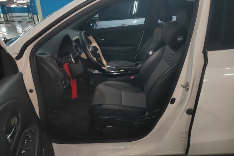 Used Honda XR-V 2021 220TURBO CVT Luxury Edition Left Front Seat