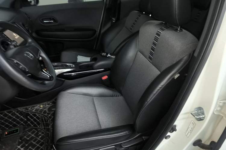Used Honda XR-V 2021 1.5L CVT Comfort Version Left Front Seat