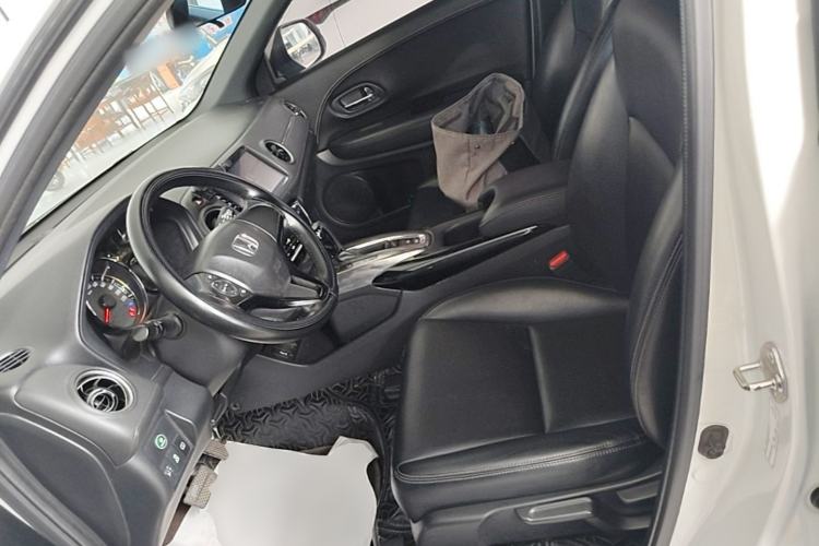 Used Honda XR-V 2021 220TURBO CVT Comfort Version Left Front Seat