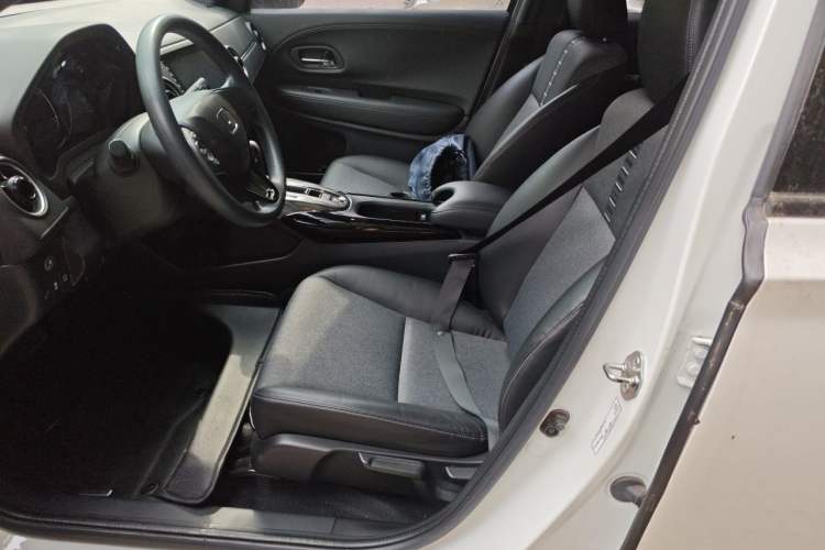 Used Honda XR-V 2021 220TURBO CVT Luxury Edition Left Front Seat