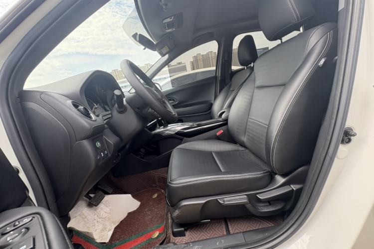 Used Honda XR-V 2021 220TURBO CVT Comfort Version Left Front Seat