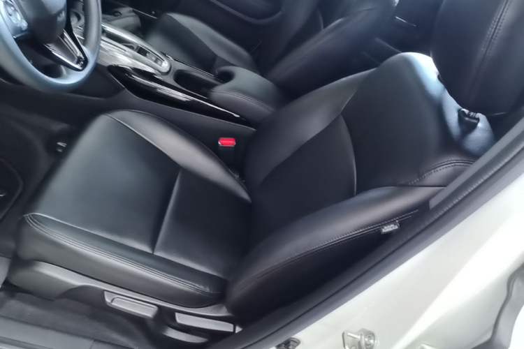 Used Honda XR-V 2021 220TURBO CVT Comfort Version Left Front Seat