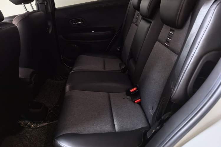 Used Honda XR-V 2021 220TURBO CVT Luxury Edition Left Rear Seat