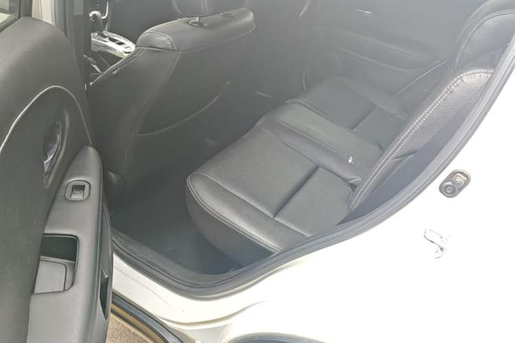 Used Honda XR-V 2021 220TURBO CVT Comfort Version Left Rear Seat