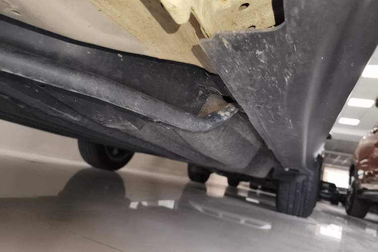 Used Honda XR-V 2021 220TURBO CVT Luxury Edition Left Side Sill