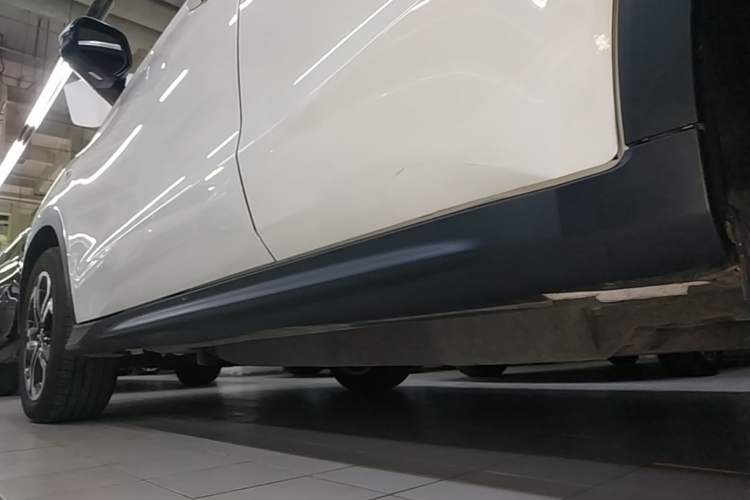 Used Honda XR-V 2021 1.5L CVT Comfort Version Left Side Sill