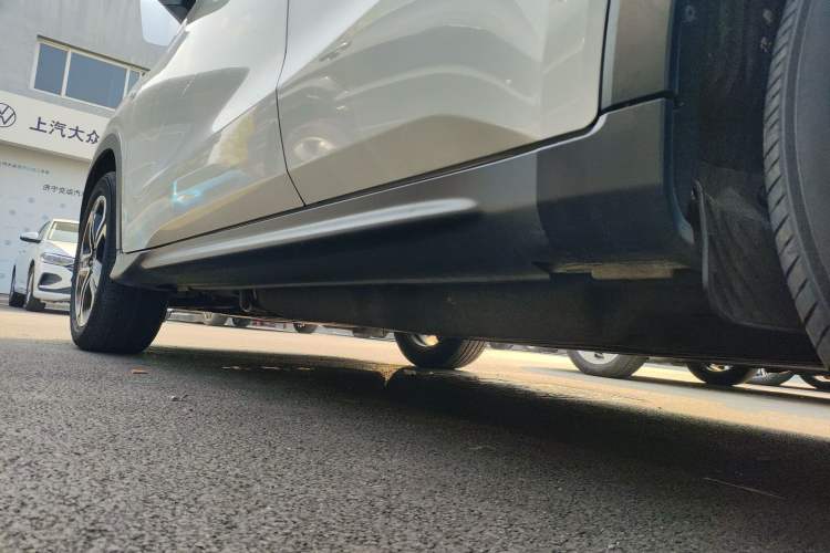 Used Honda XR-V 2021 1.5L CVT Comfort Version Left Side Sill