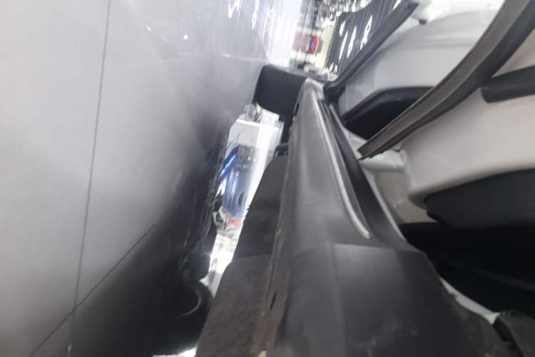 Used Honda XR-V 2021 220TURBO CVT Comfort Version Left Side Sill