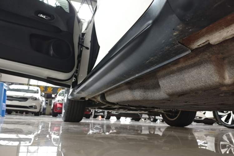 Used Honda XR-V 2021 1.5L CVT Comfort Version Left Side Sill